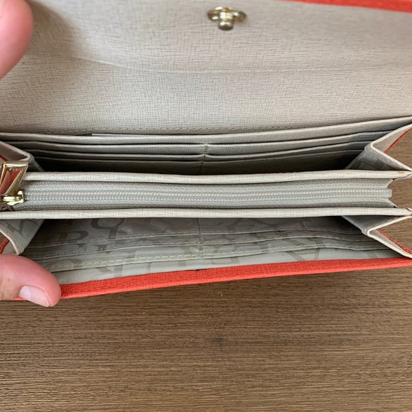 FURLA Continental Wallet - Picture 8 of 13